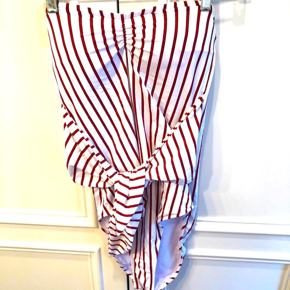 WeWoreWhat Other - 🎀NWT SWIM SUIT WeWoreWhat XL Details 1pc 🎀